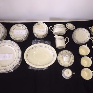 Minton China BelleMead Pattern Service 54 Pieces